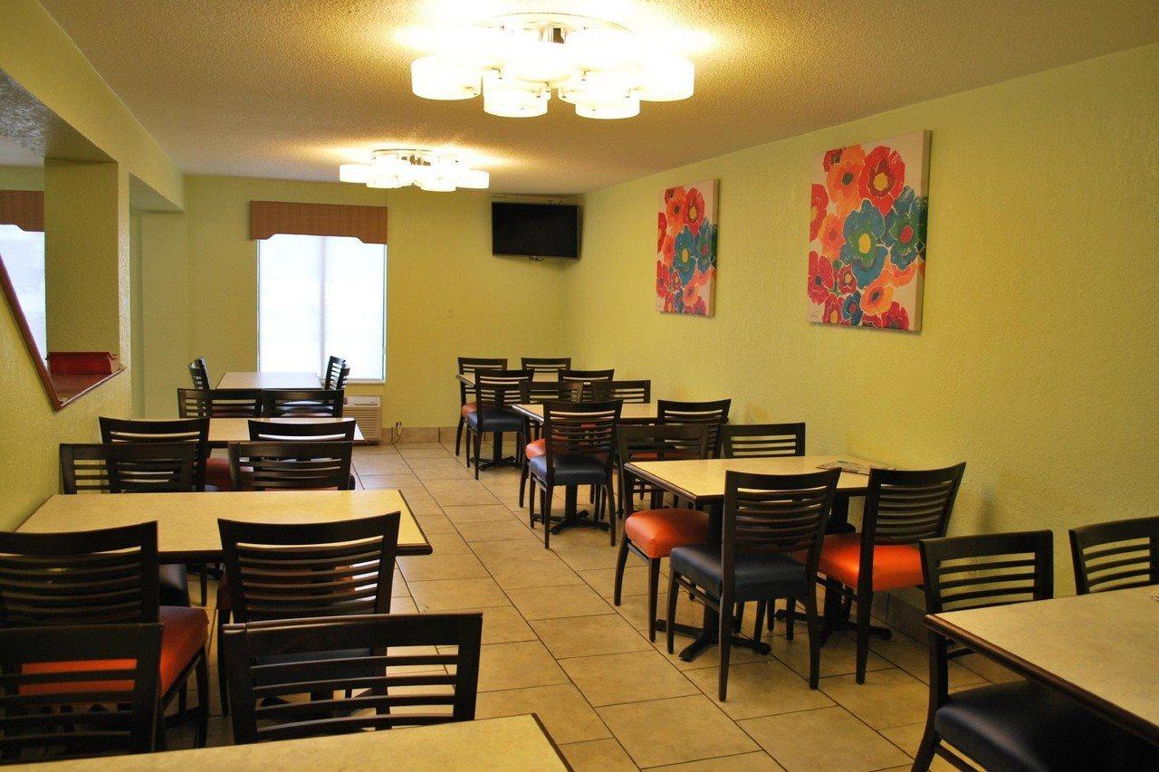 Clarion Pointe Hotel Jasper Eksteriør billede