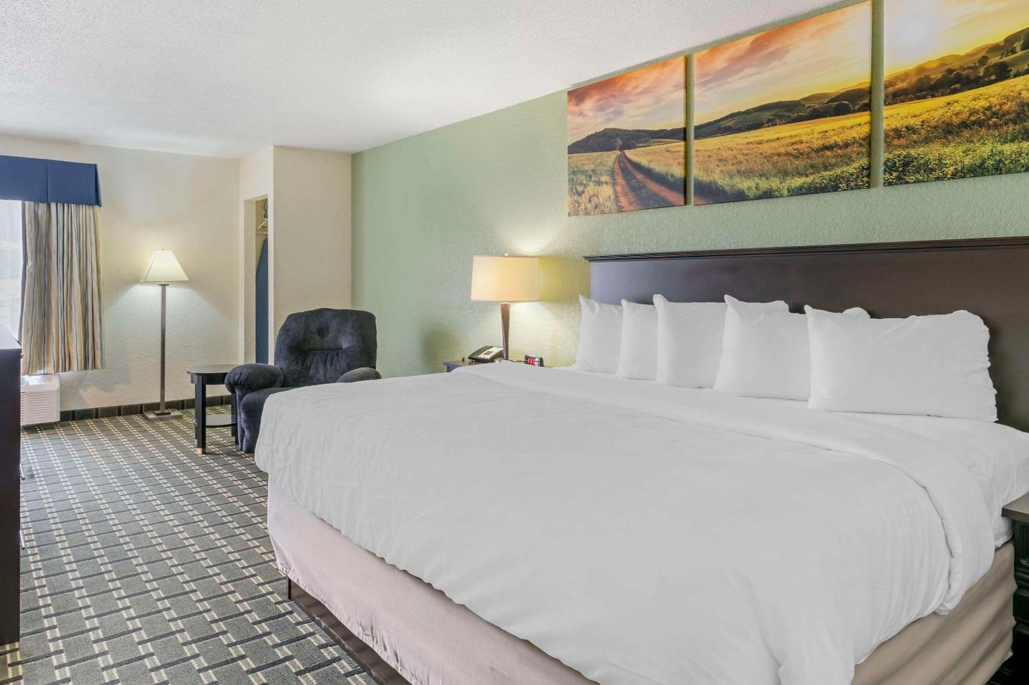 Clarion Pointe Hotel Jasper Eksteriør billede