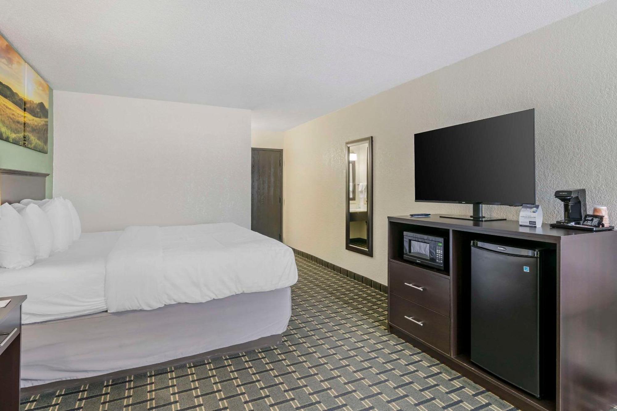 Clarion Pointe Hotel Jasper Eksteriør billede