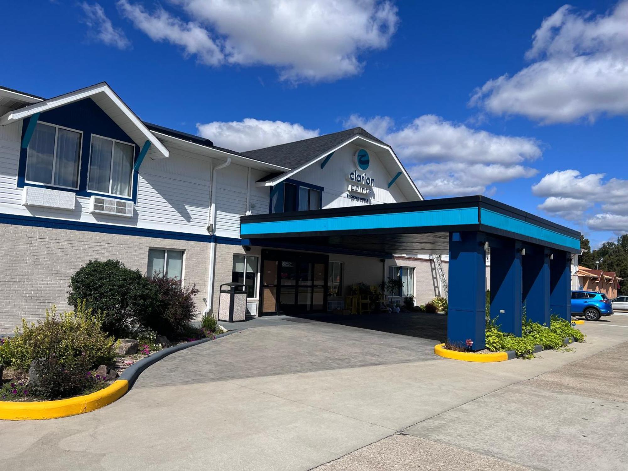 Clarion Pointe Hotel Jasper Eksteriør billede
