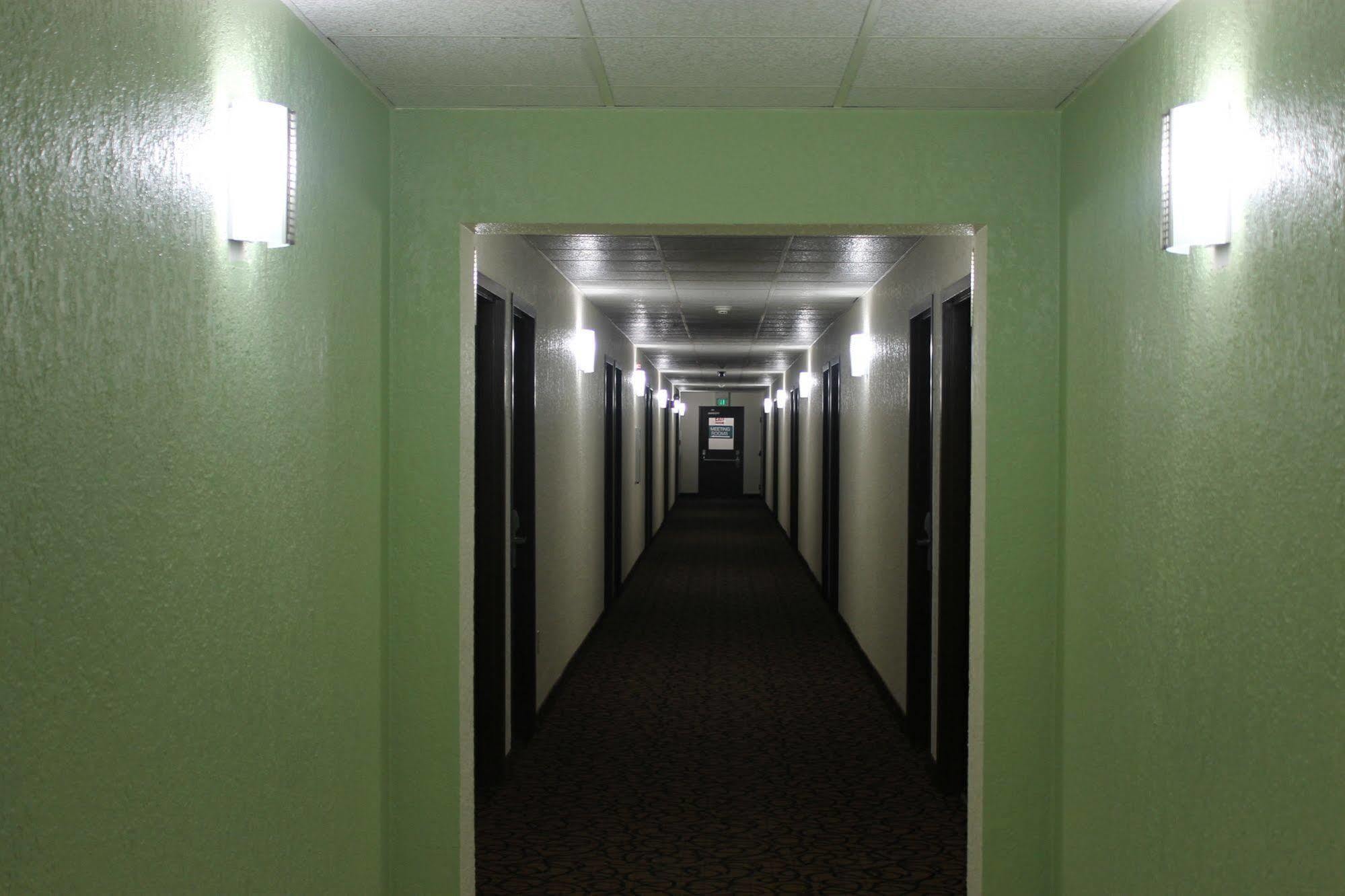 Clarion Pointe Hotel Jasper Eksteriør billede